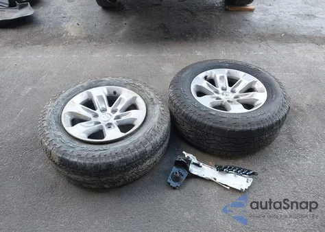 2022 Ram 1500 Laramie 4X4 5'7 Box из США, поврежденный, VIN 1C6SRFJT7NN472756